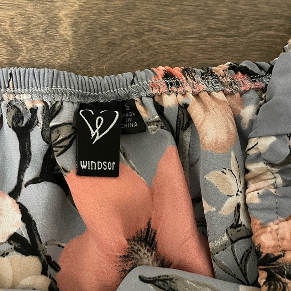 Windsor Cherry Blossom Bardot Crop top - Picture 2 of 3